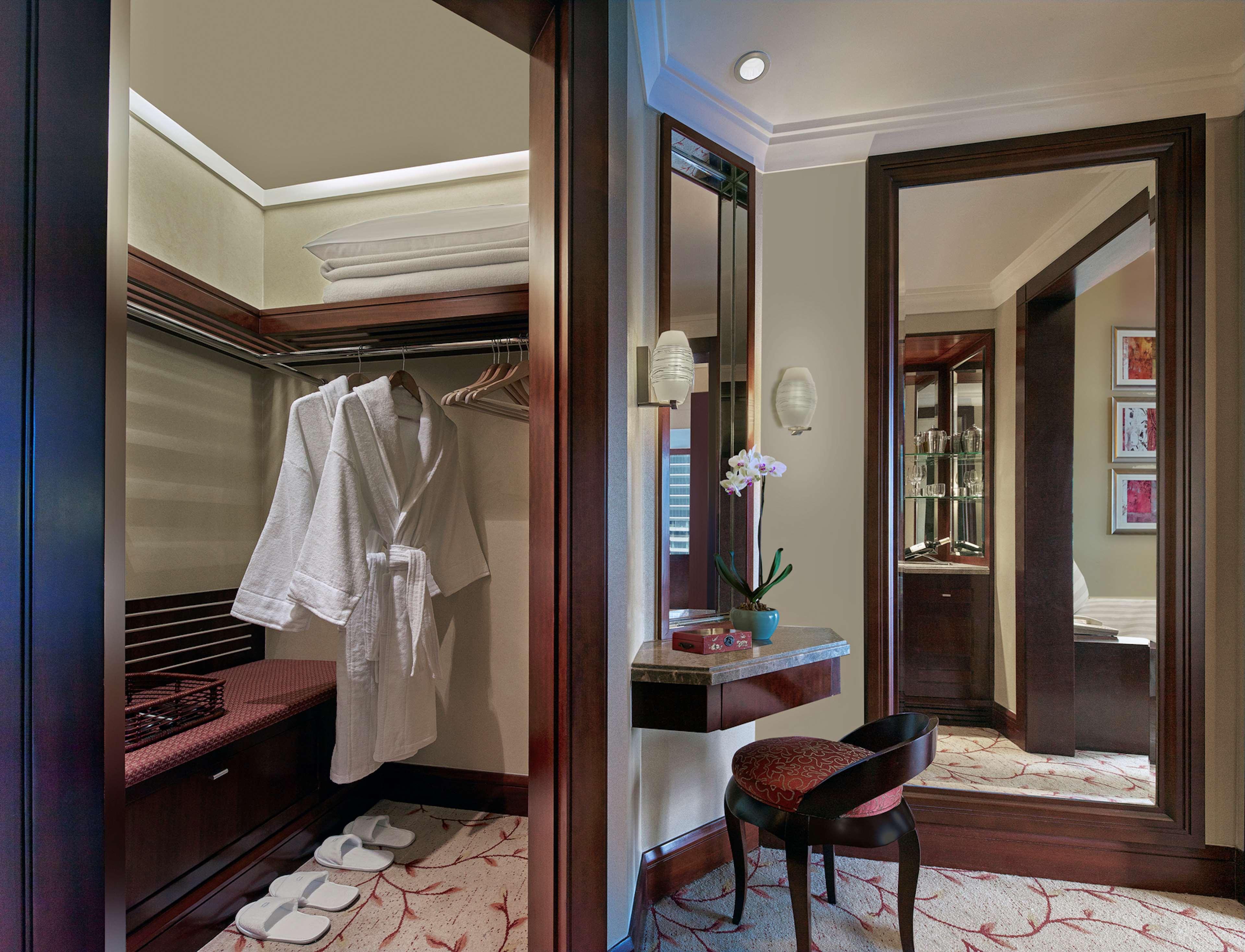 Futian Shangri-La, Shenzhen,Near To Shenzhen Convention&Exhibition Centre, Futian Railway Station Exterior photo